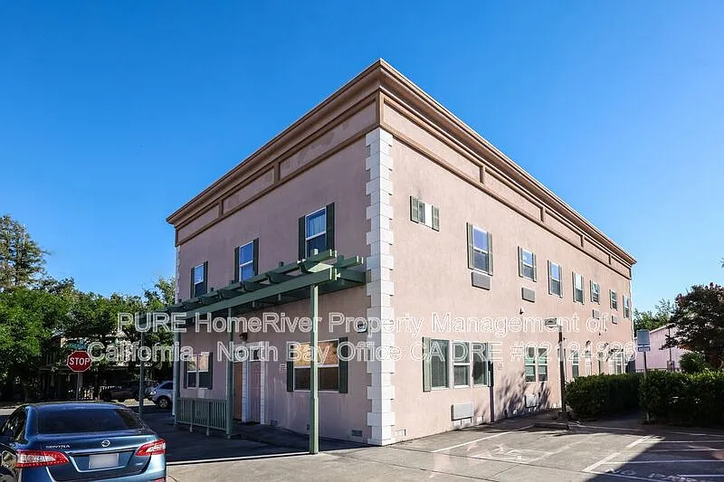 154 Railroad Ave #E