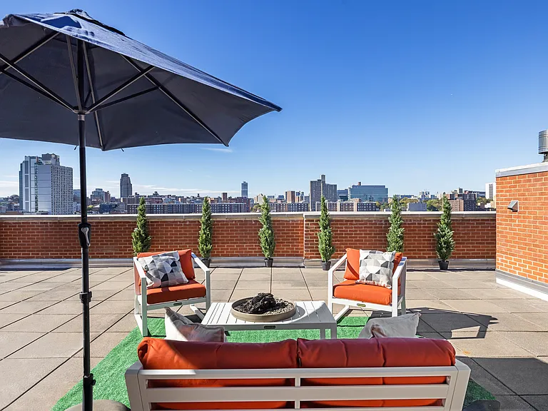 380 Lenox Ave #PHE — Photo 15