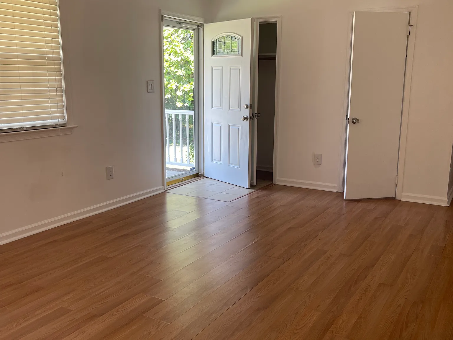 3 bed, 1590 sqft, $1,700 — Photo 3