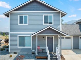 349 Geraldine Pl, Talent, OR 97540