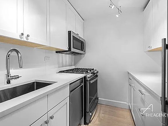 5th image of 165 W End Ave APT 12J
