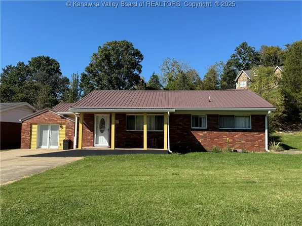 107 Gum St, Eleanor, WV 25070