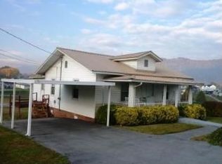 530 Adams St, Erwin, TN 37650