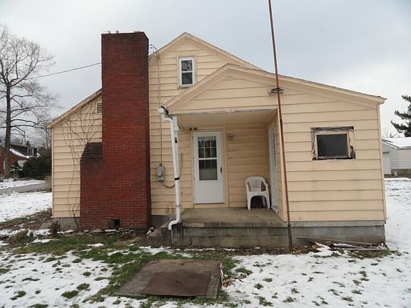 5th image of 1573 Branchton Rd