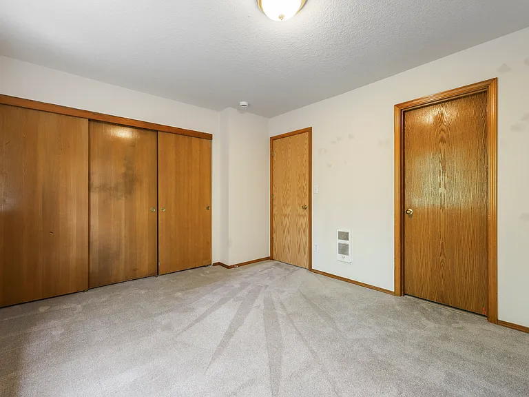 2819-2835 SE 90th Pl — Photo 18