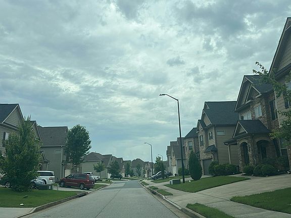 4th image of 578 Victoria Heights Dr