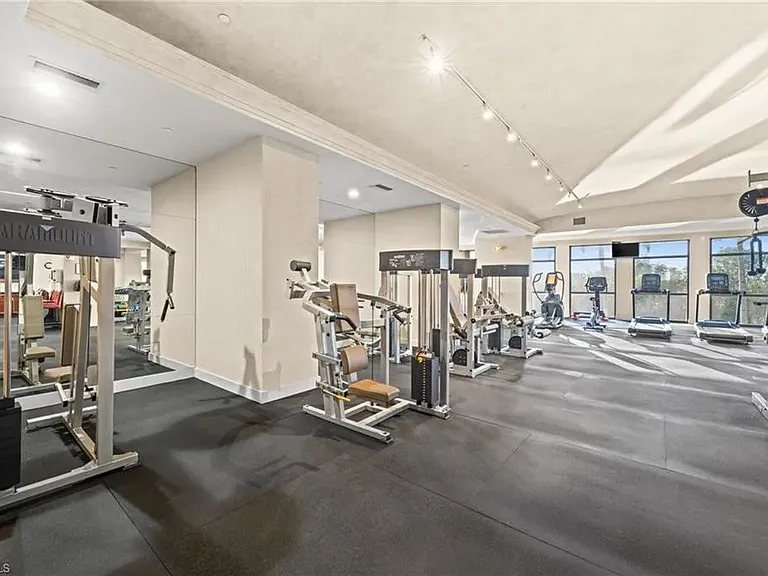 14380 Riva Del Lago Dr #802 — Photo 34