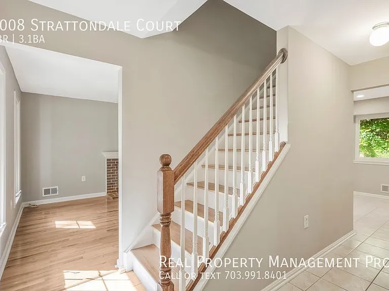 9008 Strattondale Ct — Photo 6