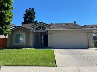 9448 Mereoak Cir, Elk Grove, CA 95758