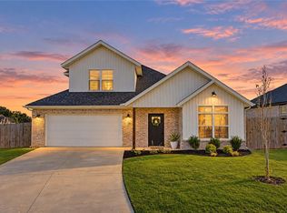 5801 SW Peaceful Ave, Bentonville, AR 72713
