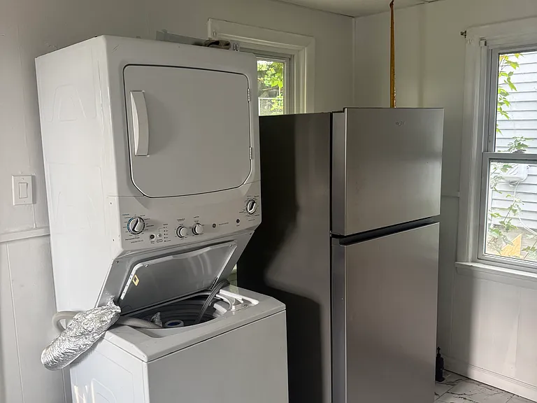 513 N Irving Ave — Photo 5