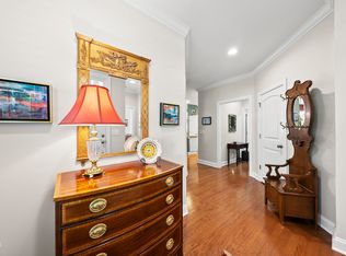 92 Heatherwood Dr, Chapel Hill, NC 27516