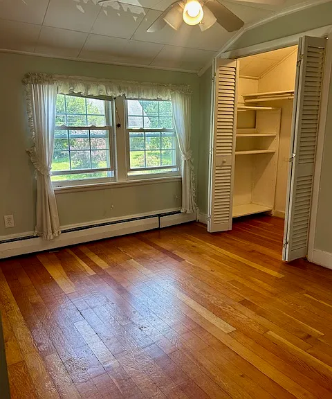 76 Florida Ave — Photo 15