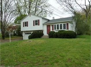 83 Pond Hill Rd, Wallingford, CT 06492