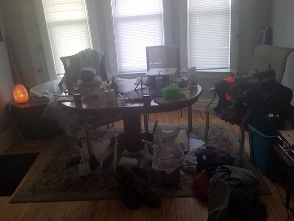 2nd image of 1-410 E 6th St #1