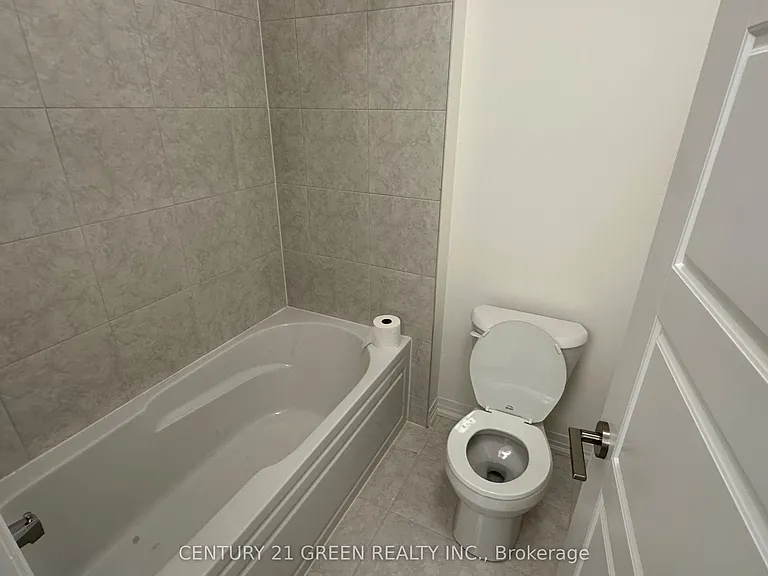 126 Hitchman St — Photo 20