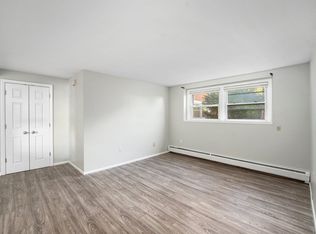 10 Young St APT 4, Pawtucket, RI 02860