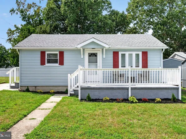 1711 Lake Dr, Villas, NJ 08251