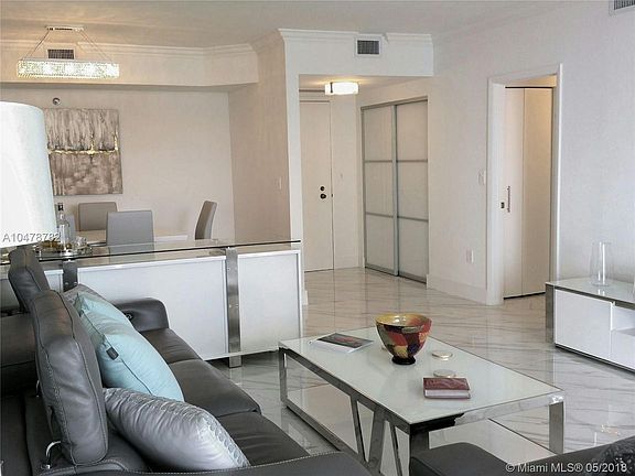 4th image of 4000 Island Blvd #2103