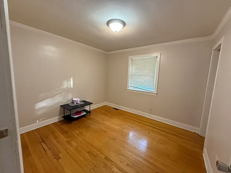 121 Hopkins St — Photo 10