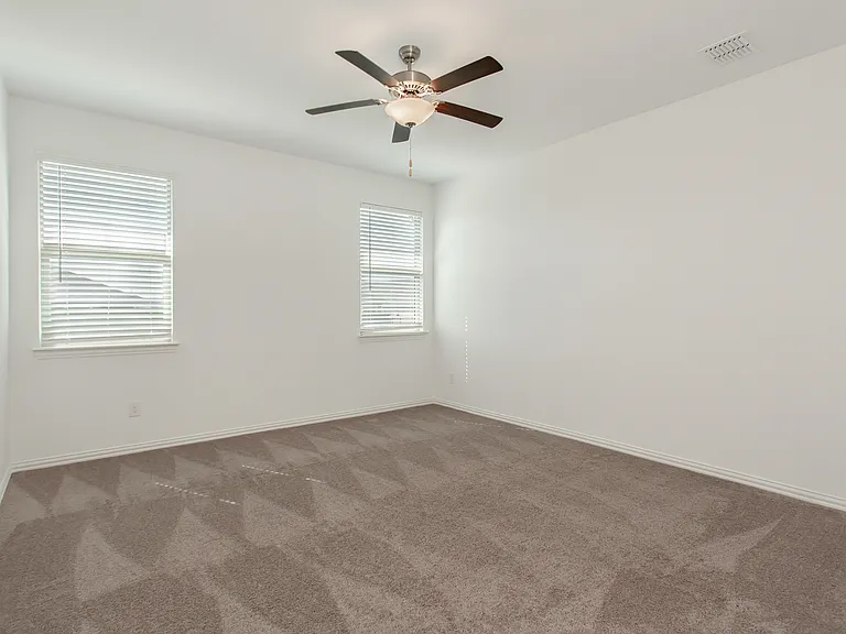 2157 Clarion Ln — Photo 15