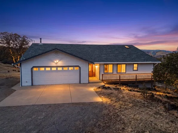 2716 Buffalo St, Hornbrook, CA 96044