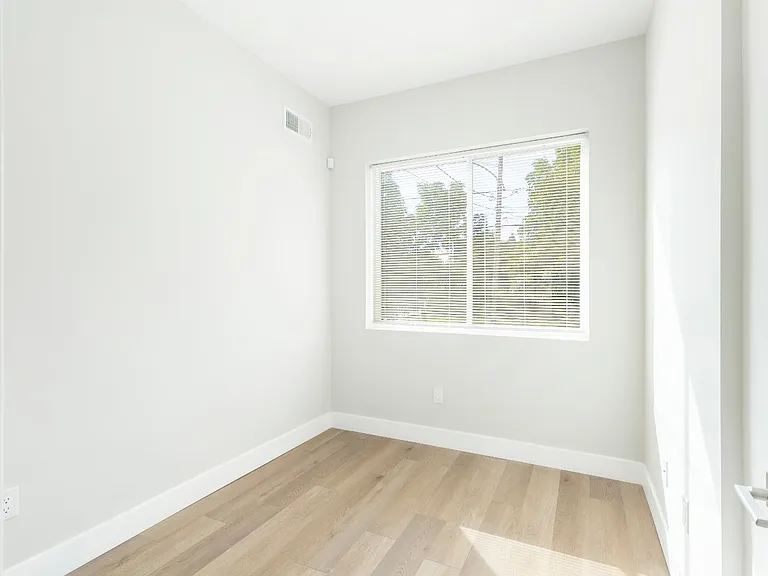 429 W York St #1 — Photo 19