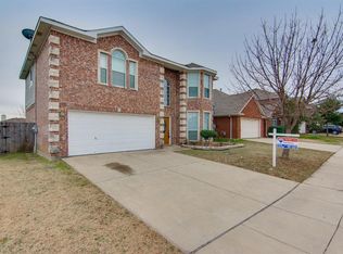 4932 Happy Trl, Fort Worth, TX 76244