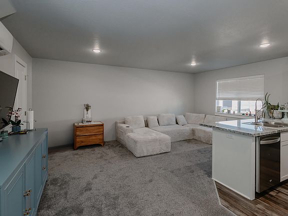 5th image of 7884 28th St