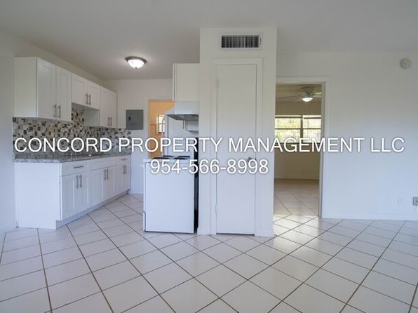 400 SW 7th Ave APT 10