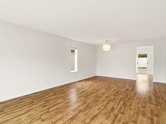 4th image of 595 Yates Rd Unit 101