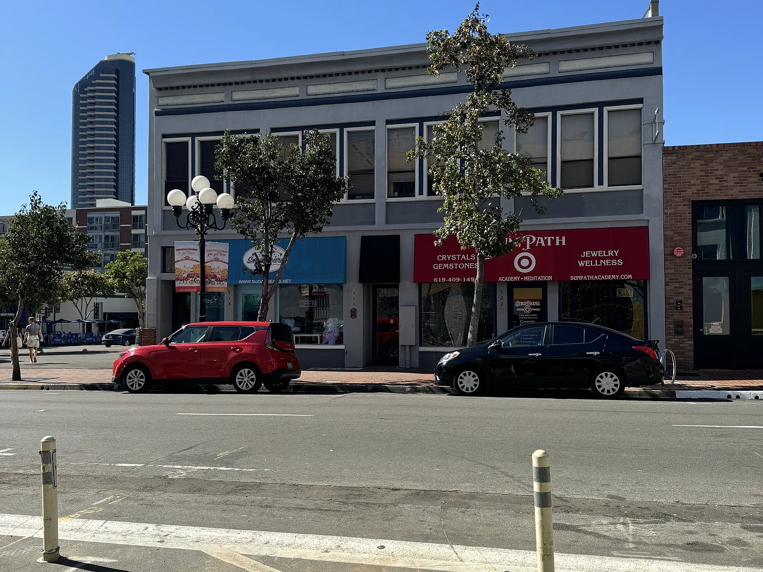 520 6th Avenue - A — Photo 3