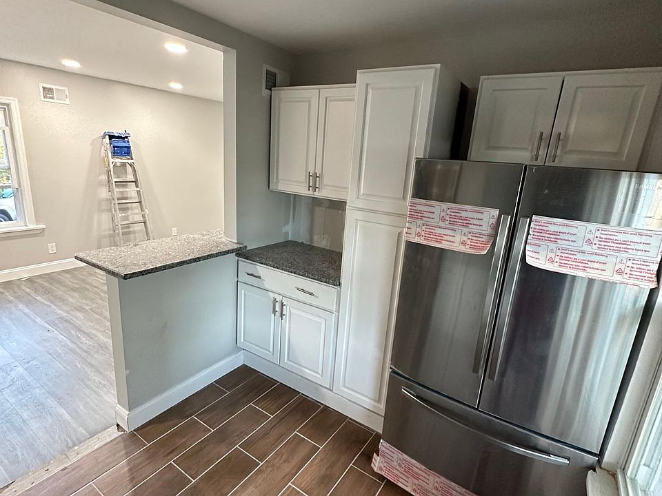kitchen pic 1