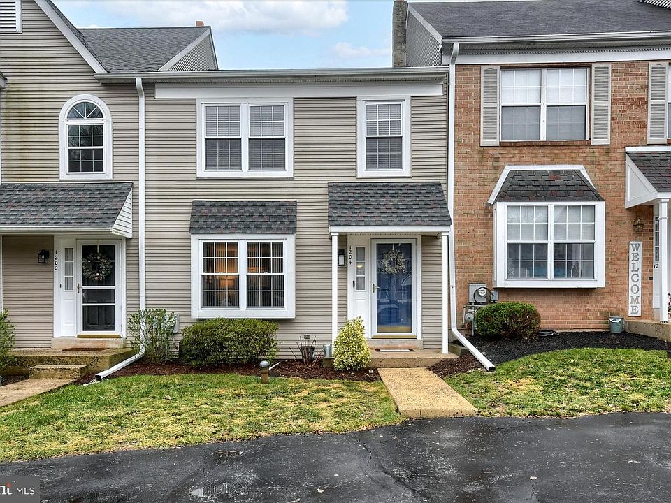 1st image of 1204 Windmill Cir