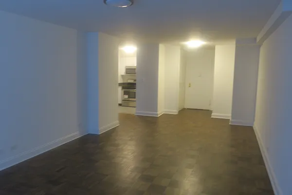 Rented by Solil Management | media 3