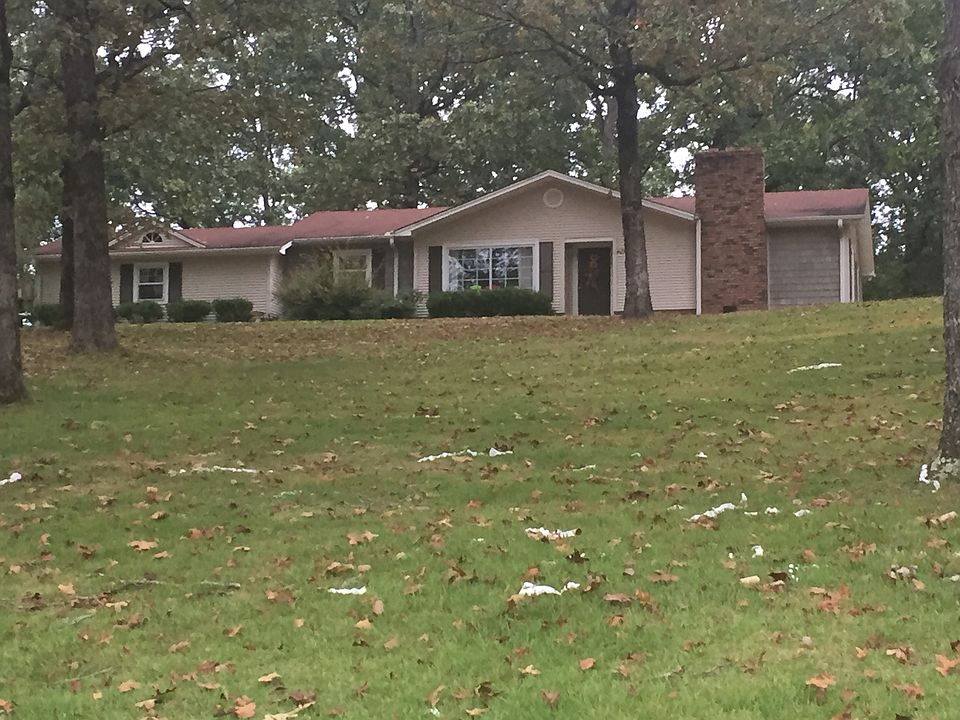 1st image of 171 Fairway Ln