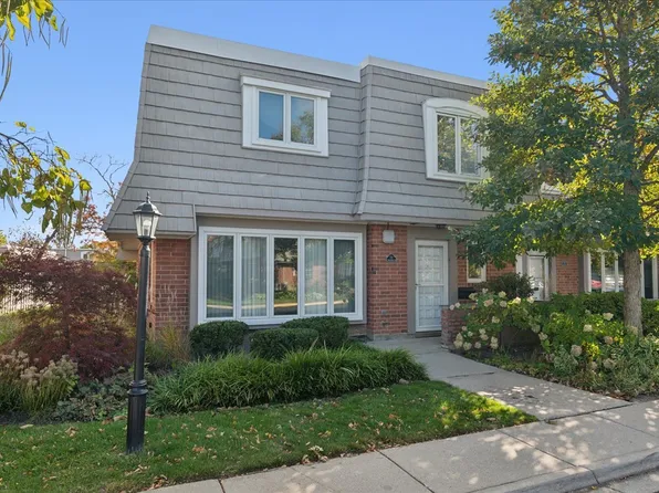 721 Concorde Dr, Highland Park, IL 60035