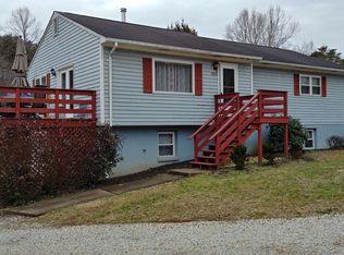 3967 Riverview Ln #A, Charlottesville, VA 22911