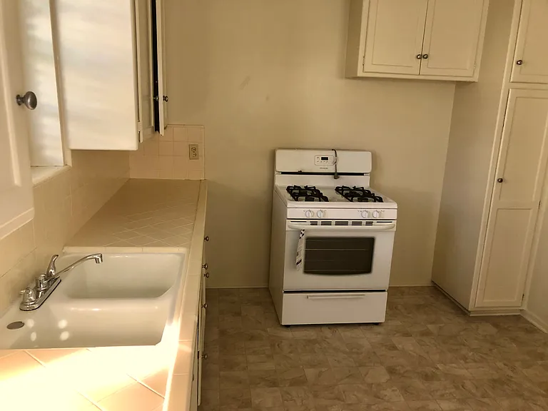 3019 Community Ave — Photo 4