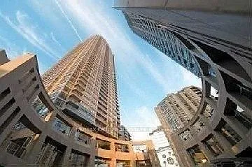 2181 Yonge St Photo 1