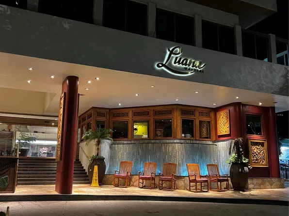 2045 Kalakaua Ave APT 1101, Honolulu, HI 96815