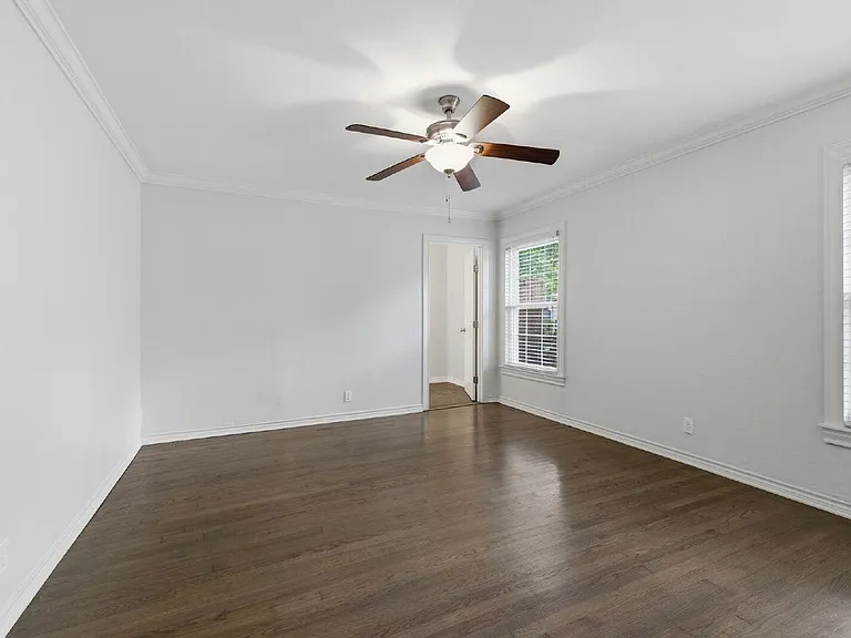 2725 Ryan Place Dr — Photo 17