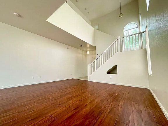 3rd image of 5936 Wood Petal St