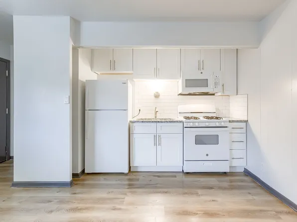 1015 North 47th Avenue