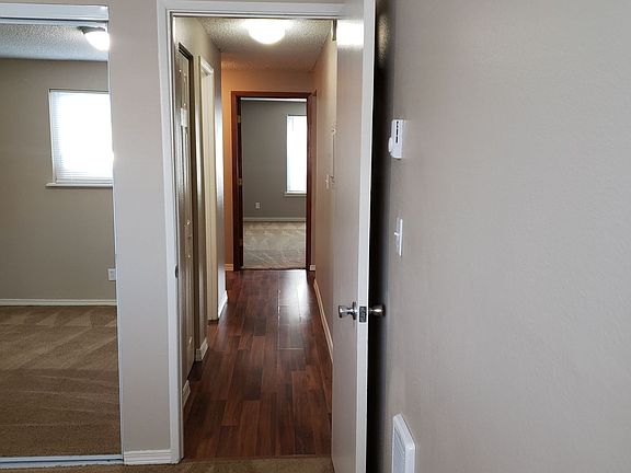 3rd image of 111 SE Cleveland Ave #5