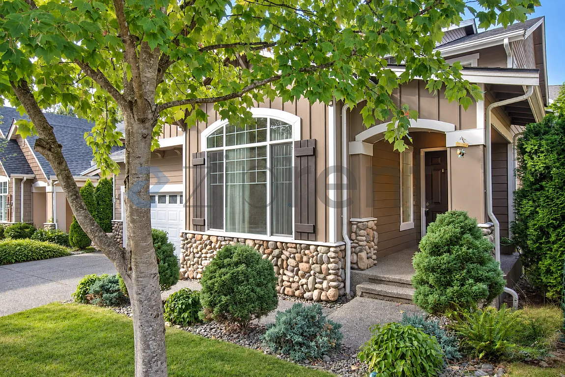 5 bed, 2.5 bath, 3130 sqft, $3,800 — Photo 2