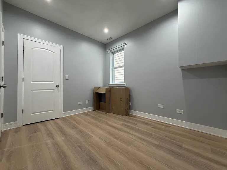 2416 W Gladys Ave #1 — Photo 7