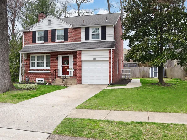 215 Wellington Rd, Wilmington, DE 19803