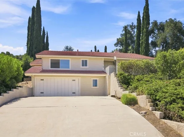 1075 Calle Las Trancas, Thousand Oaks, CA 91360