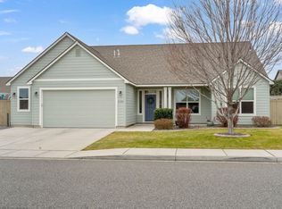 6102 Westmoreland Ln, Pasco, WA 99301
